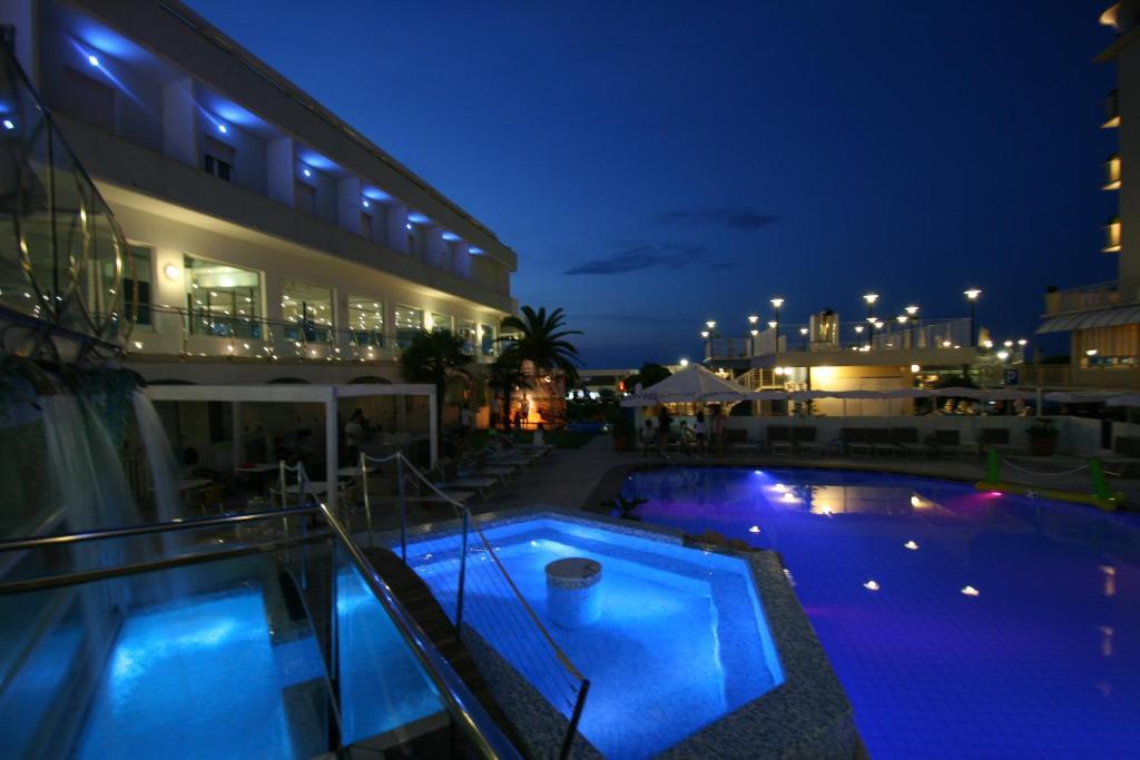 Hotel Splendid Mare Cattolica Exterior foto